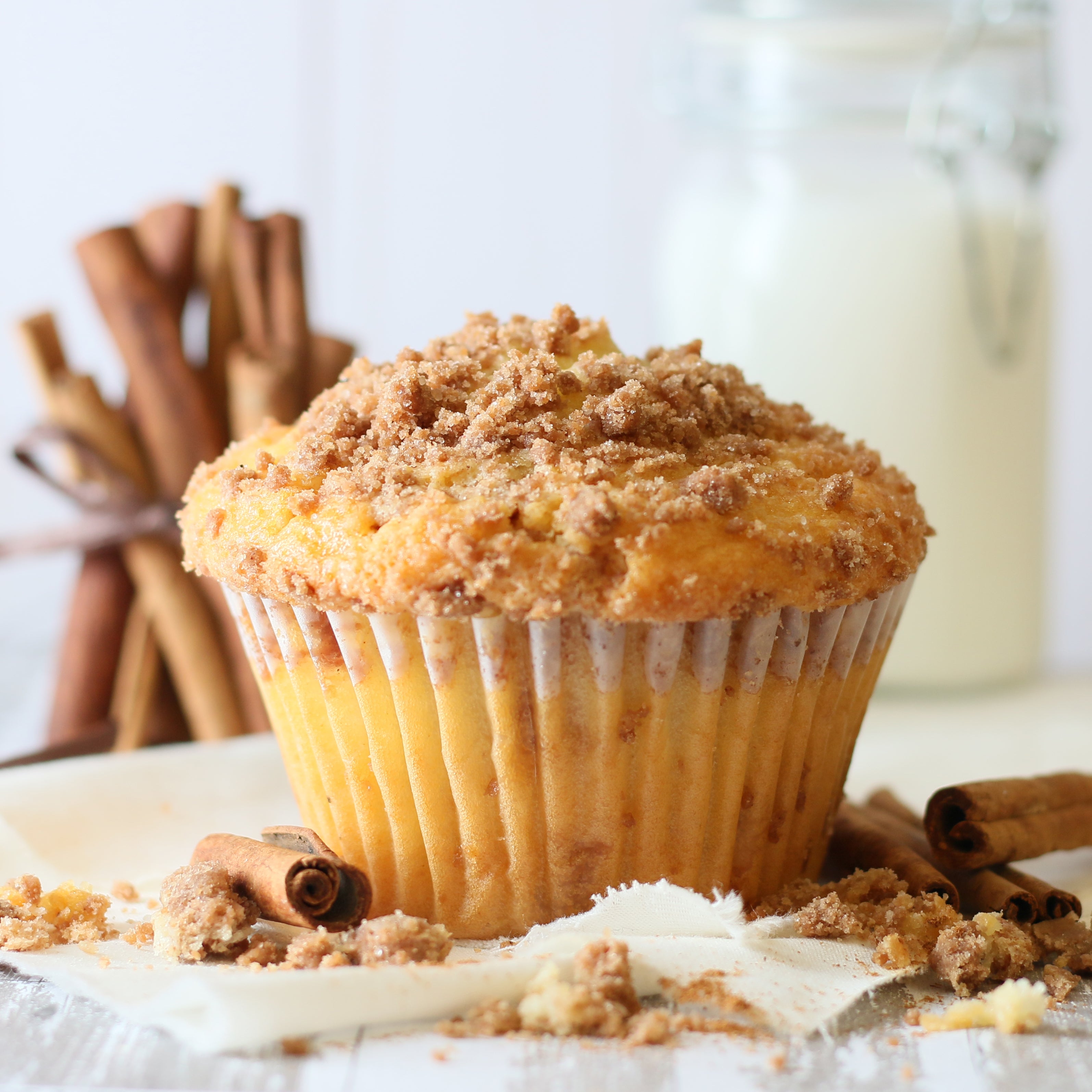 Cinnamon Crumb Muffin